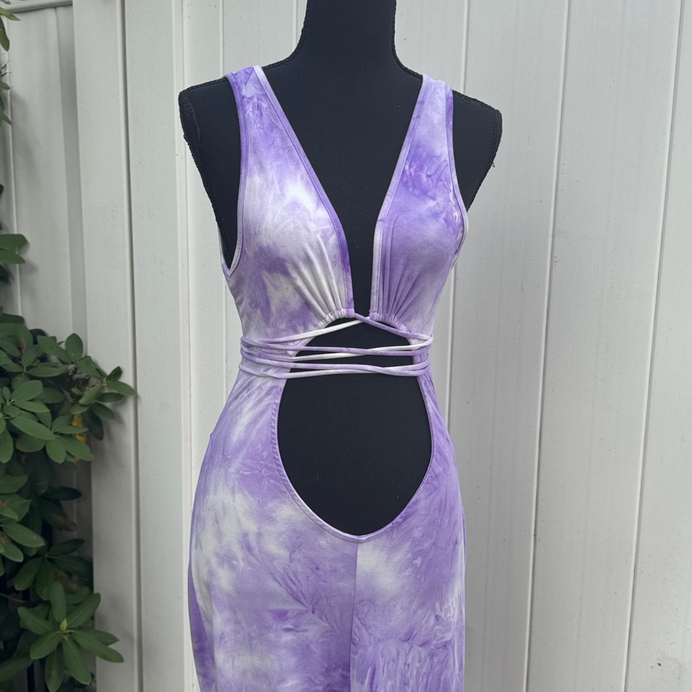 Baddieville jumpsuit lg - Picture 2 of 10
